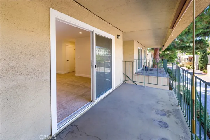 11138 Aqua Vista St 19, Studio City, California 91602 — photo 5