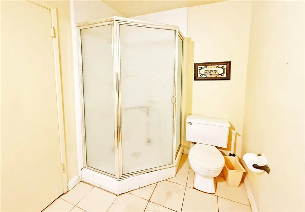Walk-In Shower in Primary Suite Bathroom
