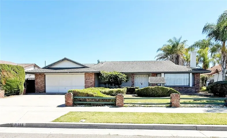 3 BD, 2 BA, 1478 SF Single Story Home with Gorgeous Landscaping, Park-Like Backyard and Unlimited Potential