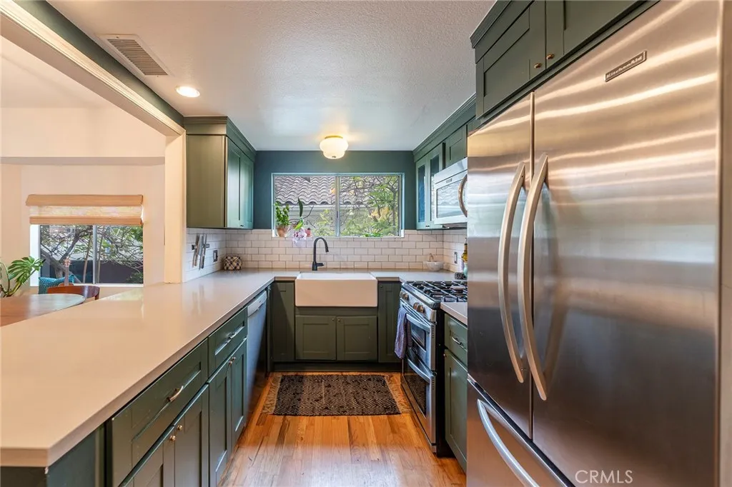 2833 Elm, Los Angeles, California 90065 — photo 4
