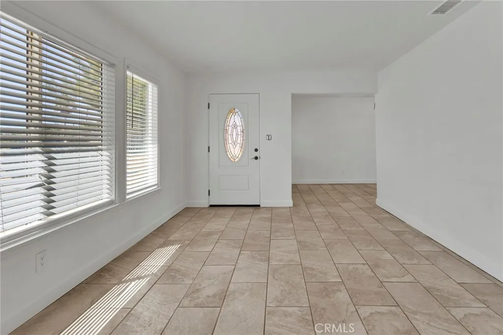 18200 Hercules, Hesperia, California 92345 — photo 5