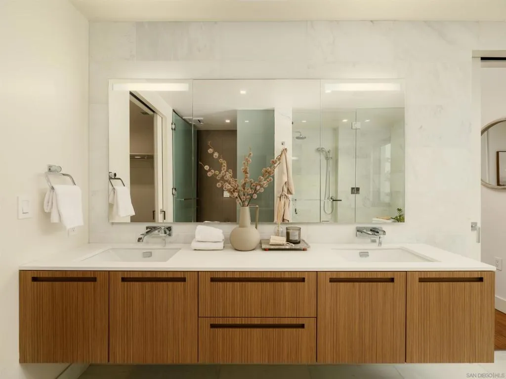 Primary Bath/Spa
