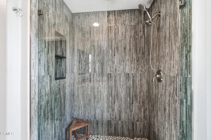 33_bathroom