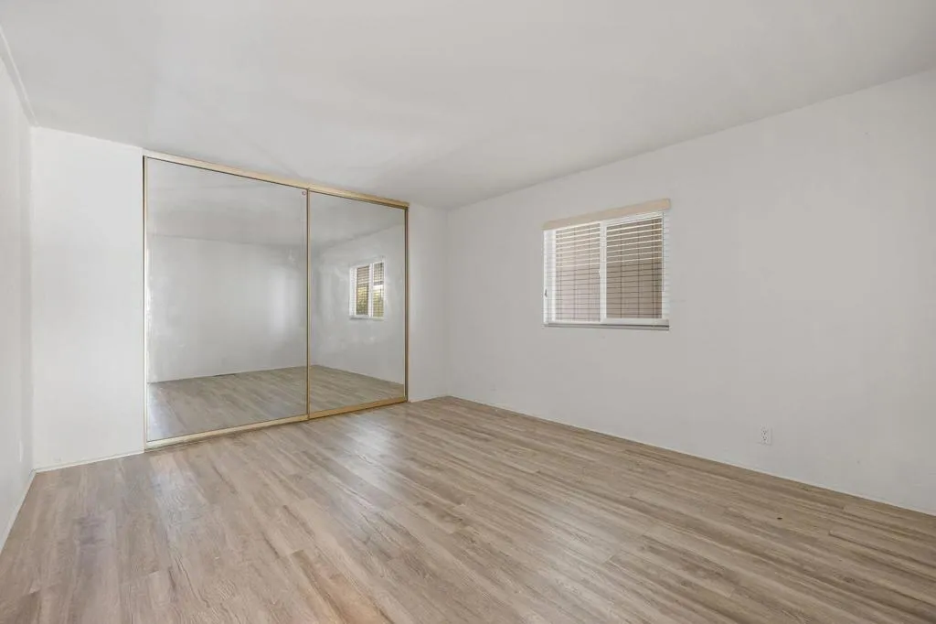 23-web-or-mls-0J3A8198