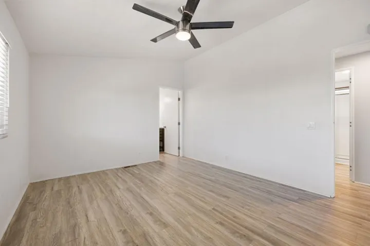 28-web-or-mls-0J3A8223