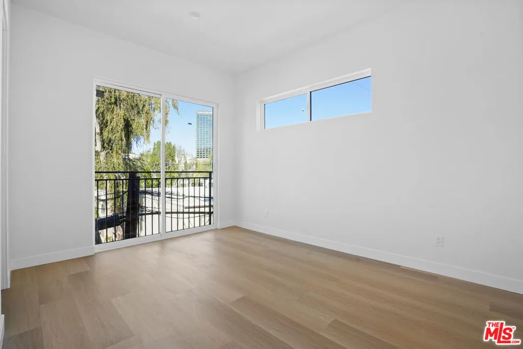 3688 Fredonia Drive, Los Angeles, California 90068 — photo 5