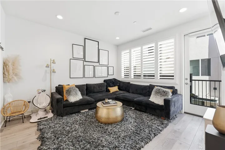 9942 Artesia Boulevard 708, Bellflower, California 90706 — photo 5