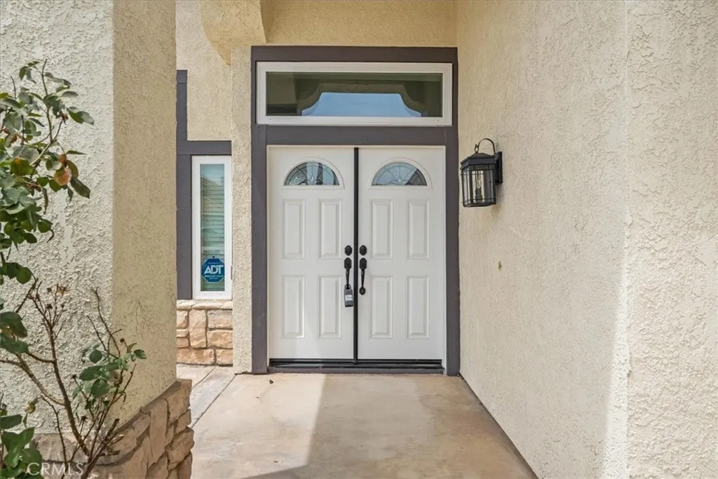 12242 San Ysidro, Victorville, California 92392 — photo 4