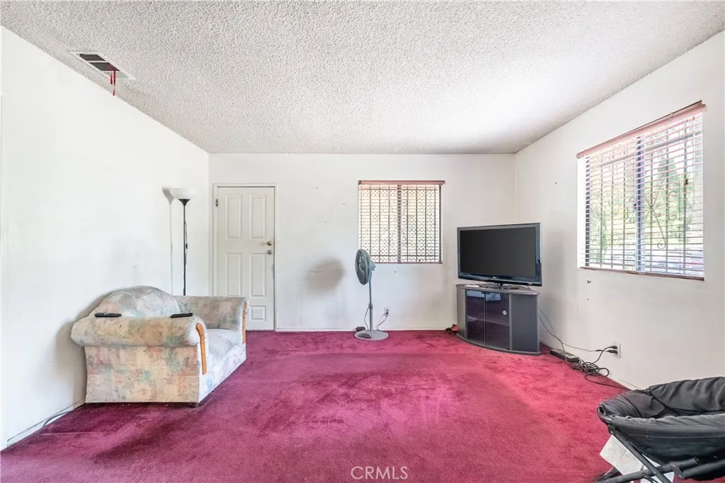 4615 Brunswick Avenue, Los Angeles, California 90039 — photo 5