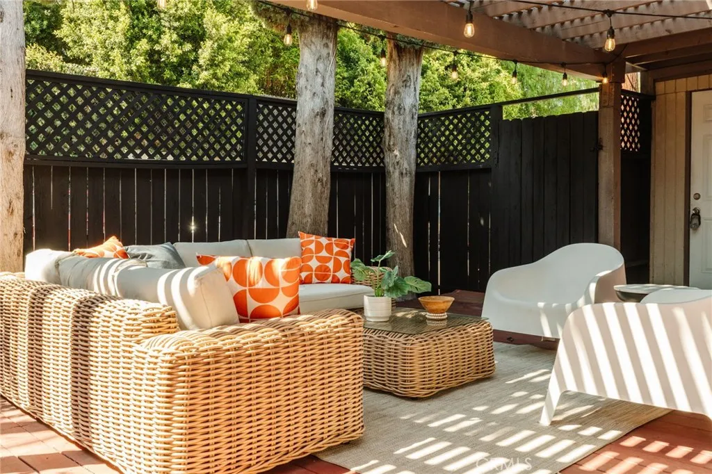 1088 Montecito Drive, Los Angeles, California 90031 — photo 4
