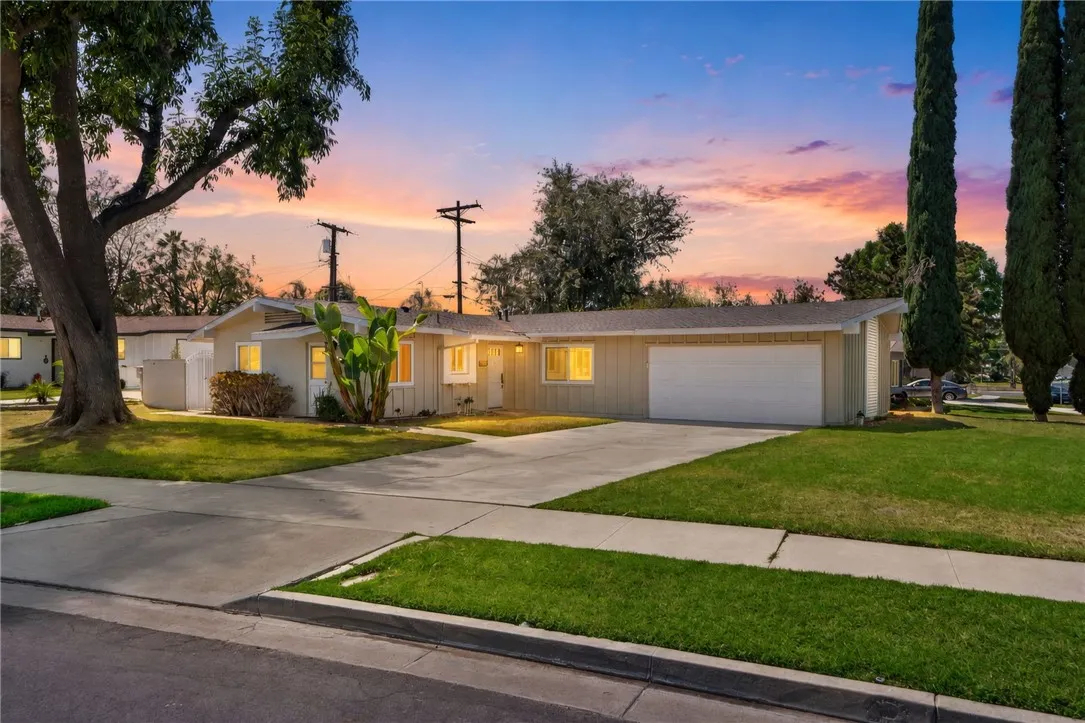 4432 Beverly Ct