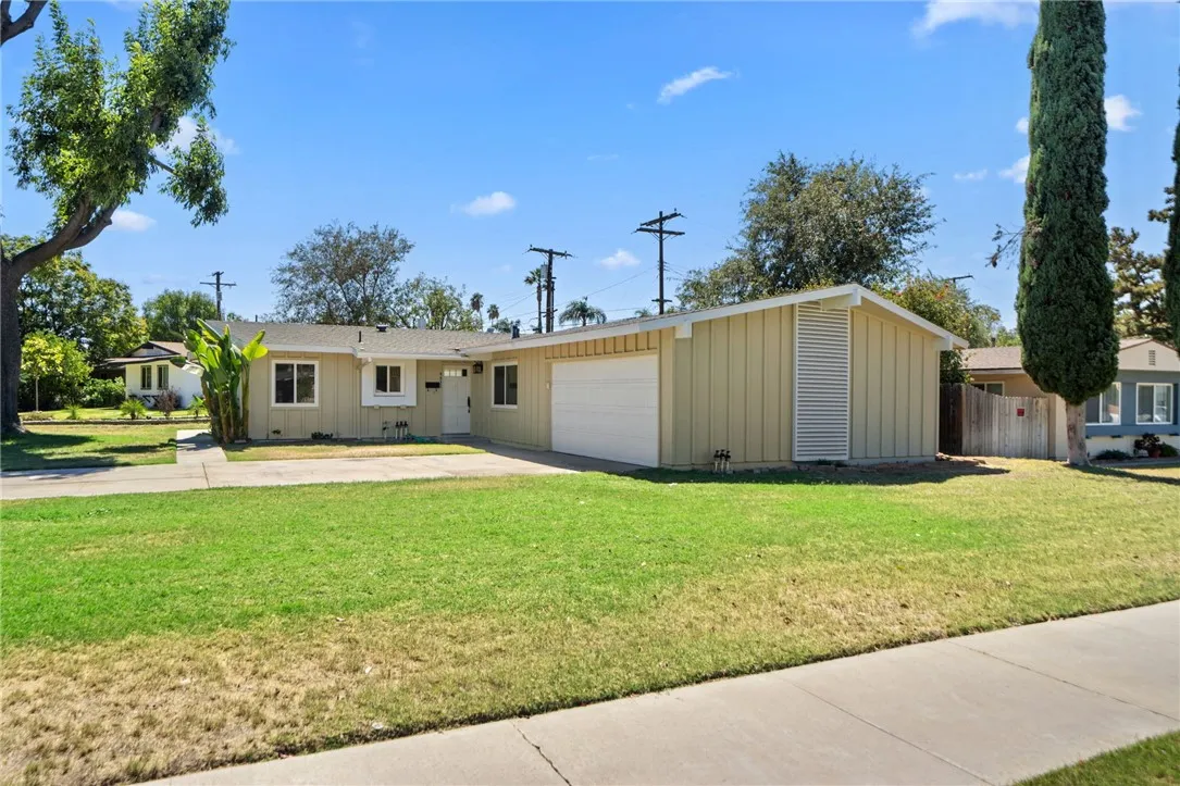 4432 Beverly Court, Riverside, California 92506 — photo 4