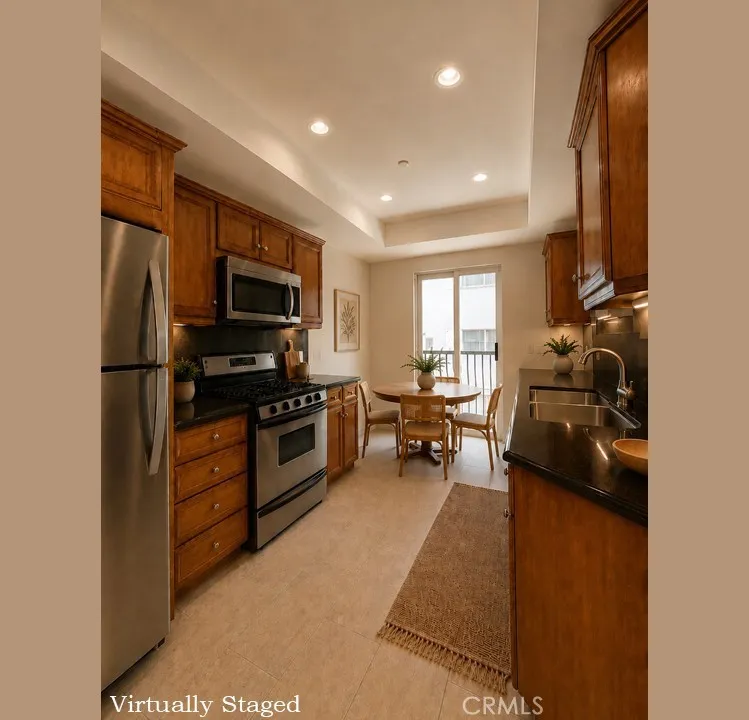 320 S Willaman Drive 302, Los Angeles, California 90048 — photo 5