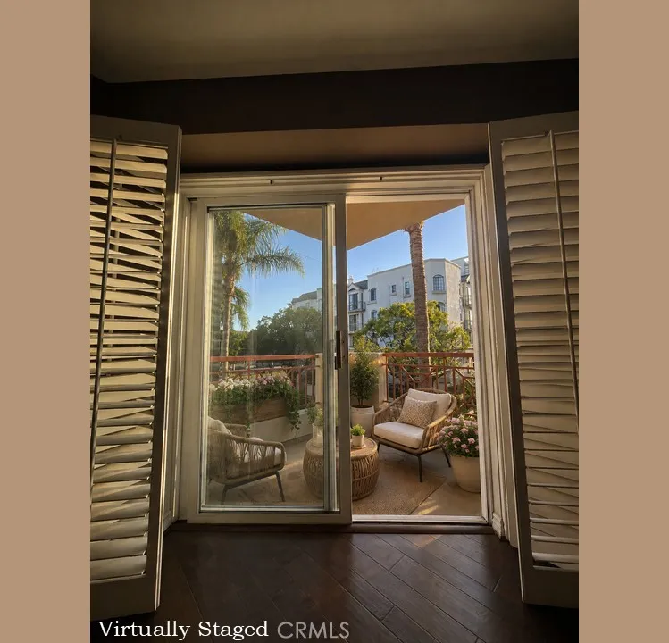 320 S Willaman Drive 302, Los Angeles, California 90048 — photo 4