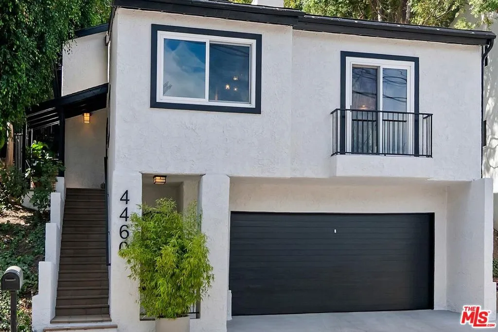 4460 San Andreas Ave