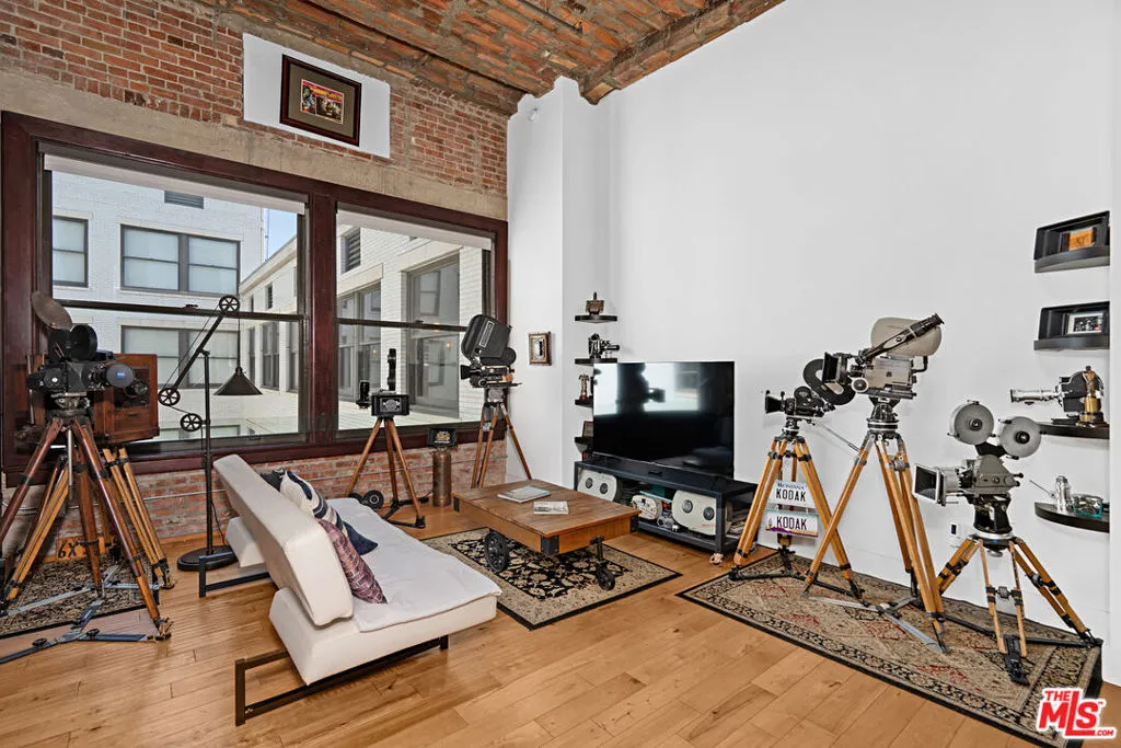 460 S Spring Street 1217, Los Angeles, California 90013 — photo 4