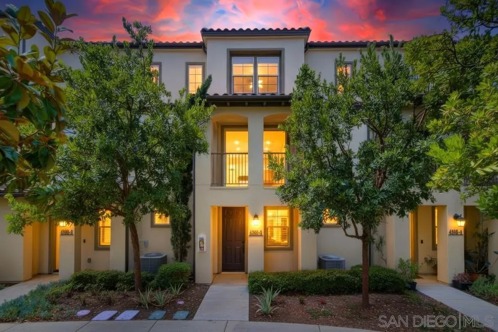 4366 Pacifica Way