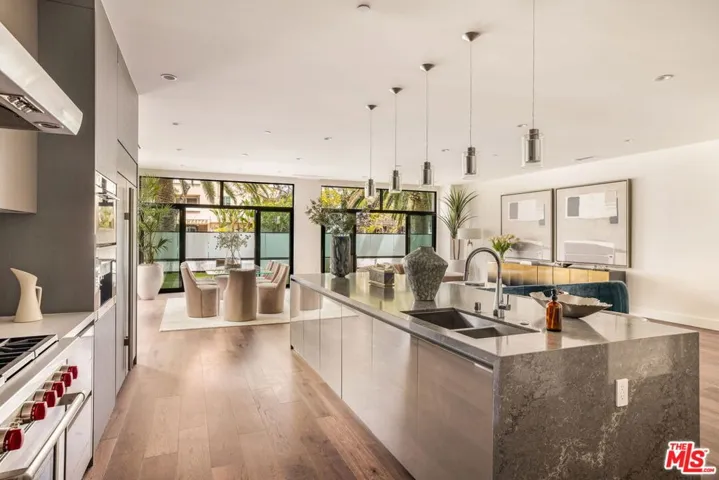 425 N Palm Drive 103, Beverly Hills, California 90210 — photo 4