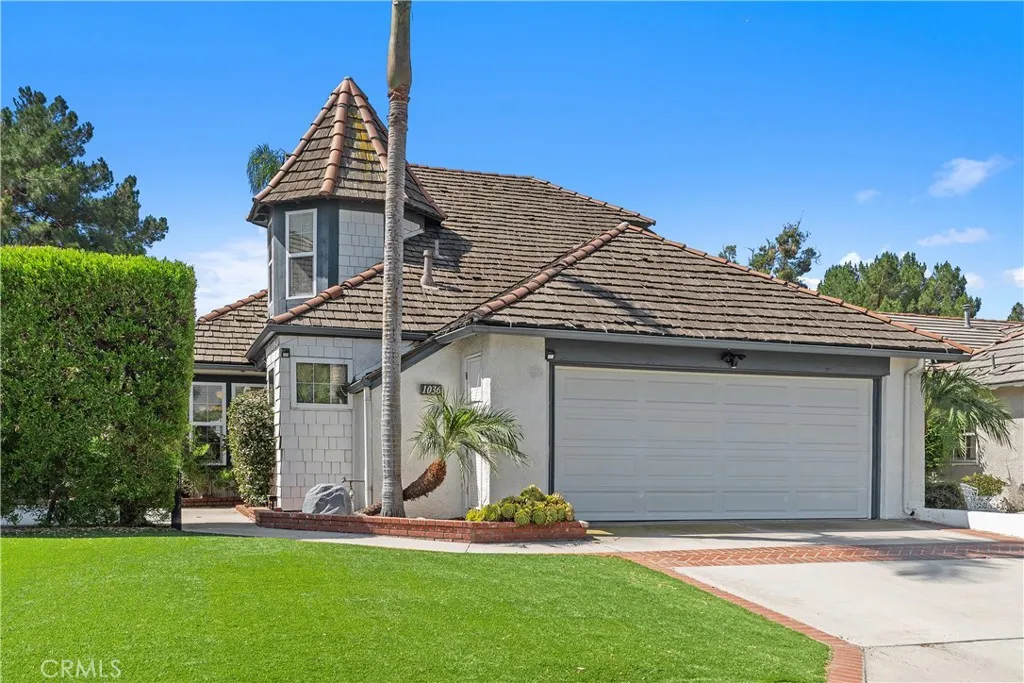 1036 Henrietta Cir