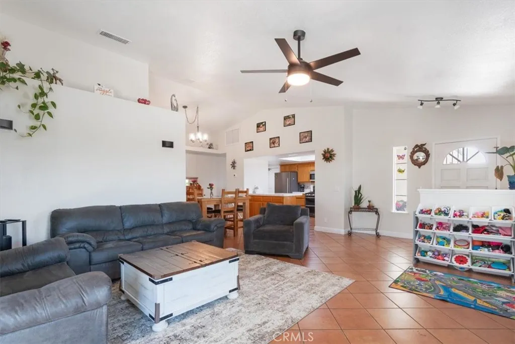 140 Mesa Grande, Shandon, California 93461 — photo 4