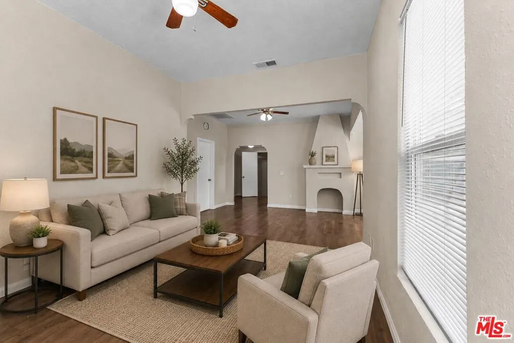 427 E Main Street, San Jacinto, California 92583 — photo 4