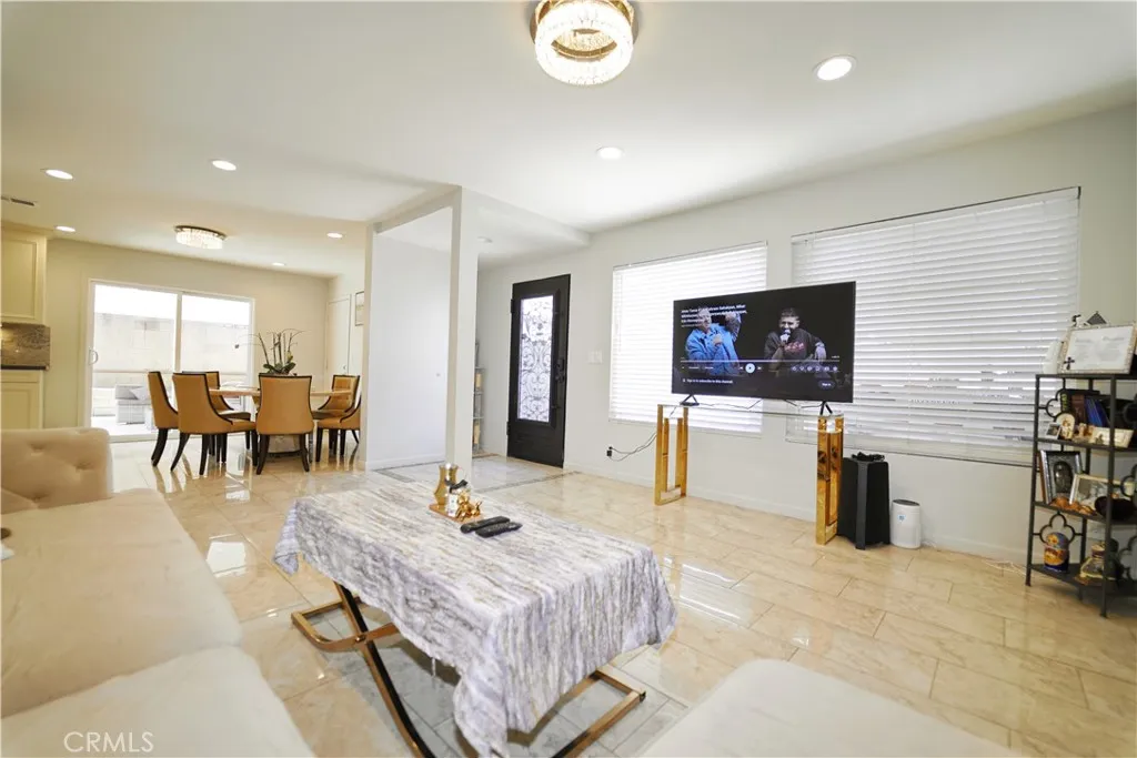 4700 Topanga Canyon, Los Angeles, California 91364 — photo 4