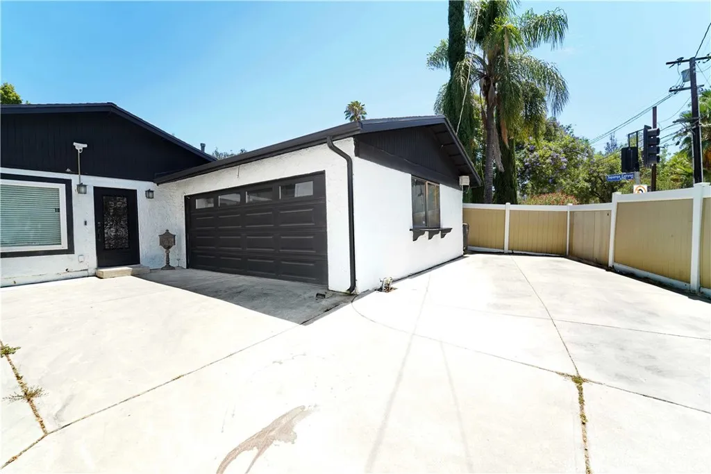 4700 Topanga Canyon