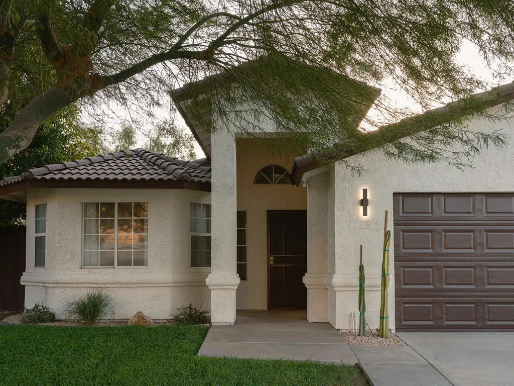 174 La Quinta Home - Sabrina Ryan 174 La Quinta Home - Sabrina Ryan