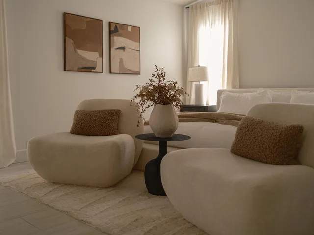 135 La Quinta Home - Sabrina Ryan