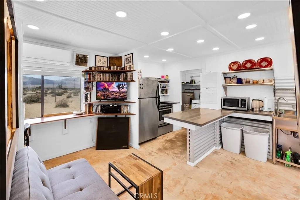 84951 Amboy Road, 29 Palms, California 92277 — photo 5