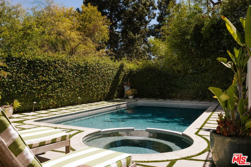 Pool & Spa Pool & Spa