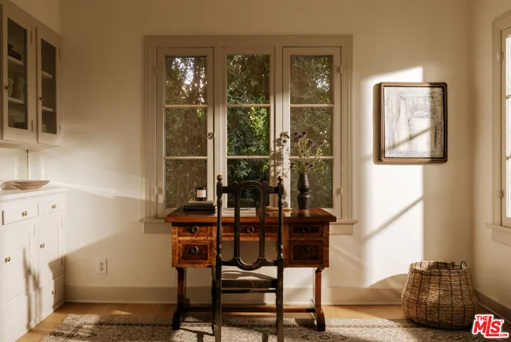 Office / Breakfast Room