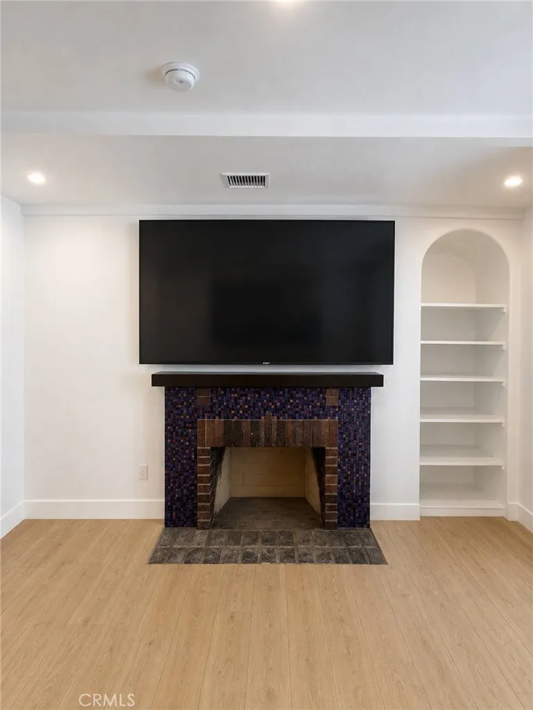 14720 Valerio, Van Nuys, California 91405 — photo 5