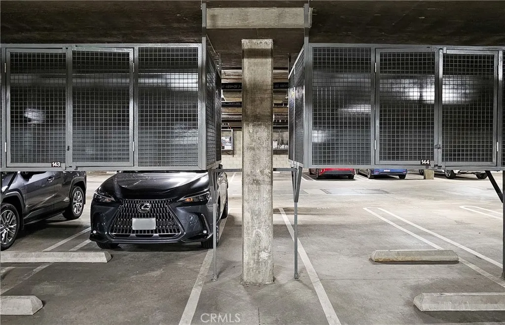 Side by side parking with storage