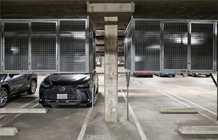 Side by side parking with storage