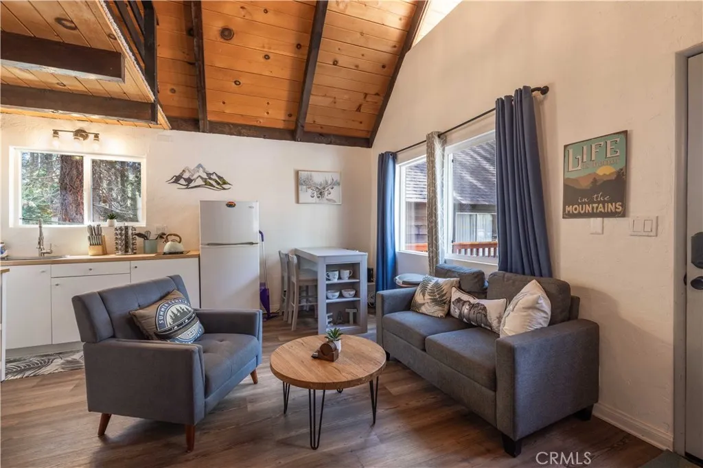 818 W Rainbow, Big Bear City, California 92314 — photo 5