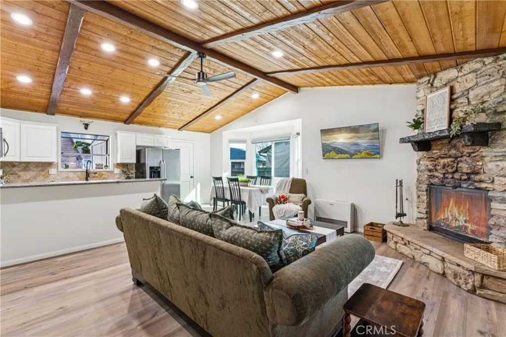 937 E Fairway, Big Bear City, California 92314 — photo 5