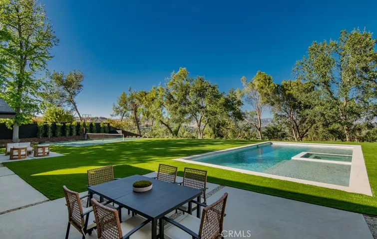 24245 Hatteras, Woodland Hills, California 91367 — photo 4