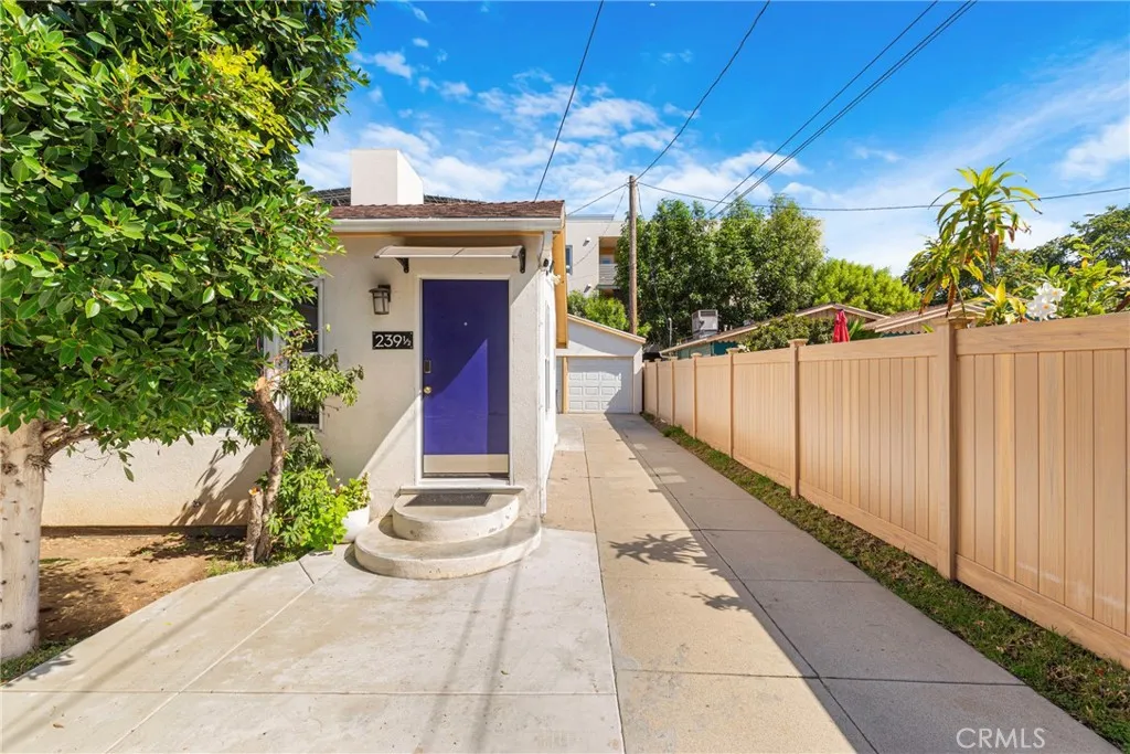 239 W Hillcrest, Inglewood, California 90301 — photo 5