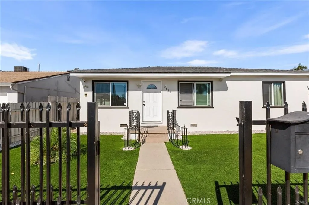 8827 Sylmar