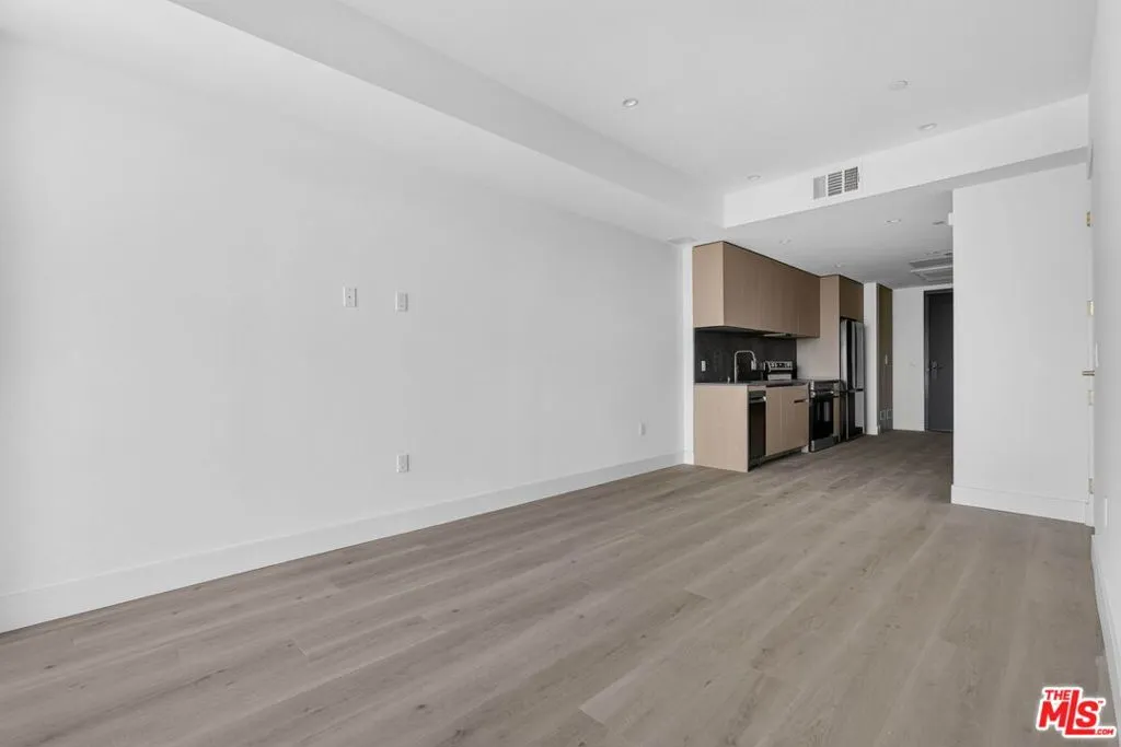 1808 Lincoln Blvd