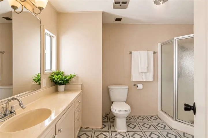 Guest bath