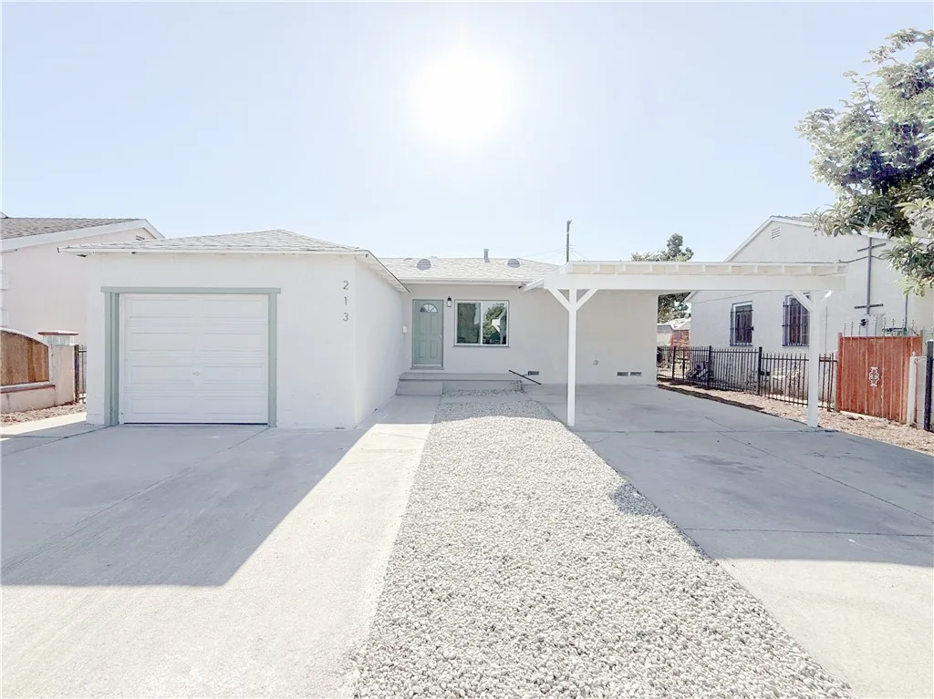 213 N Broadacres Ave