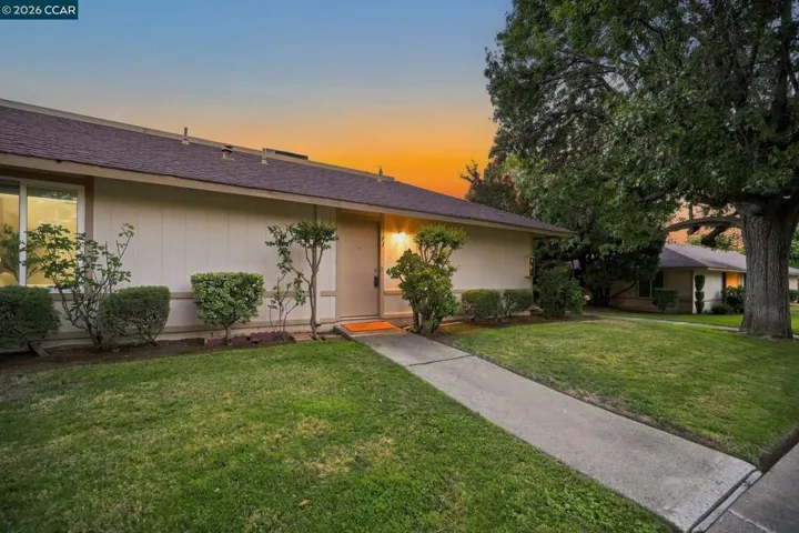 4260 Clayton Rd 11, Concord, California 94521 — photo 4
