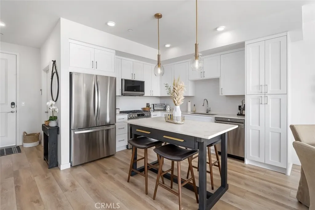 2475 Victoria Avenue 404, San Luis Obispo, California 93401 — photo 4
