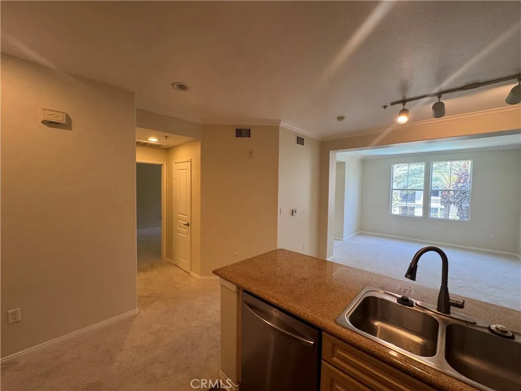 3458 Watermarke, Irvine, California 92612 — photo 4