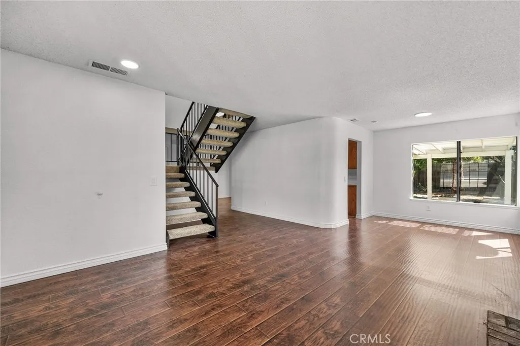 7553 Niagara, Fontana, California 92336 — photo 4