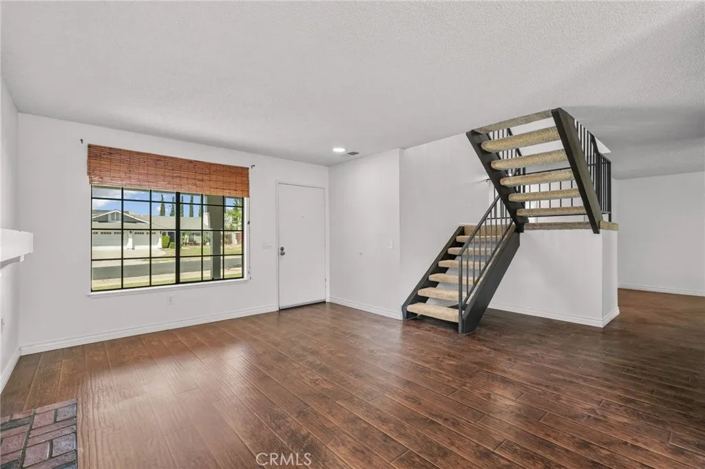 7553 Niagara, Fontana, California 92336 — photo 5