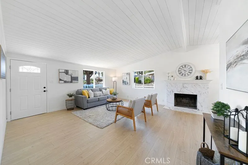 944 N Lyman Avenue, Covina, California 91724 — photo 5