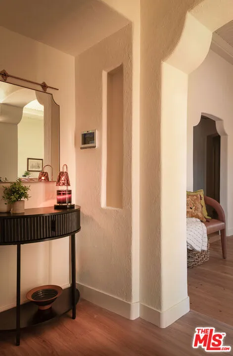 3807 Floresta Way, Los Angeles, California 90043 — photo 5